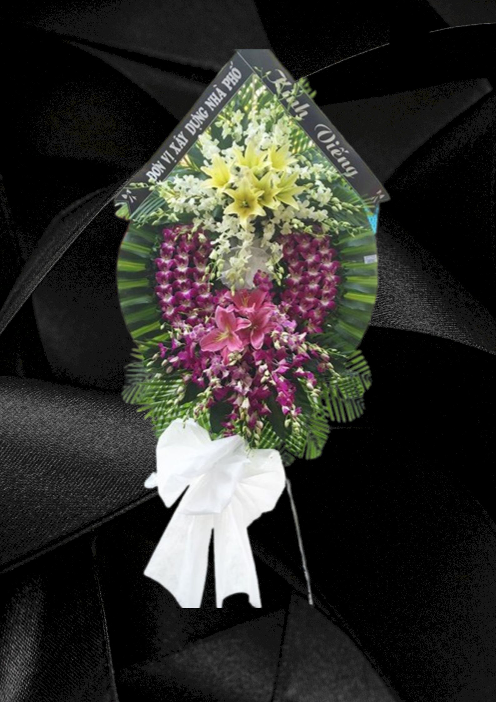 Vòng hoa tang lễ đám ma kính viếng - LDNK210
