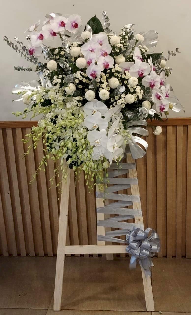 Lẵng hoa để trang trí tiệc phong cách Hàn Quốc - LDNK57