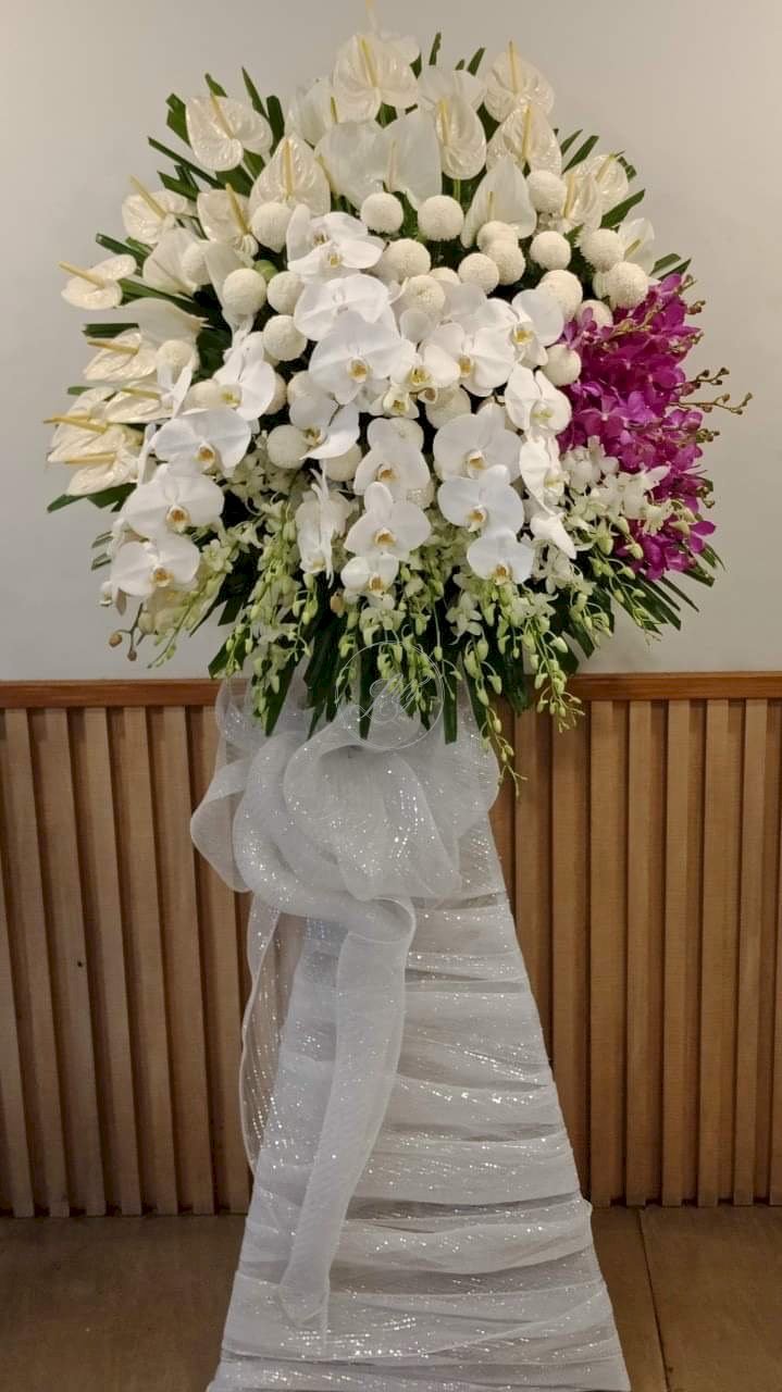 Lẵng hoa viếng đám tang lan trắng đẹp - LDNK15