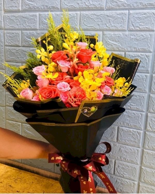 Bó hoa tươi đẹp chúc mừng tình bạn - LDNK233