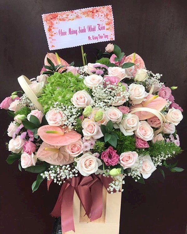 Hộp hoa sắc hồng pastel chúc mừng sinh nhật - LDNK153